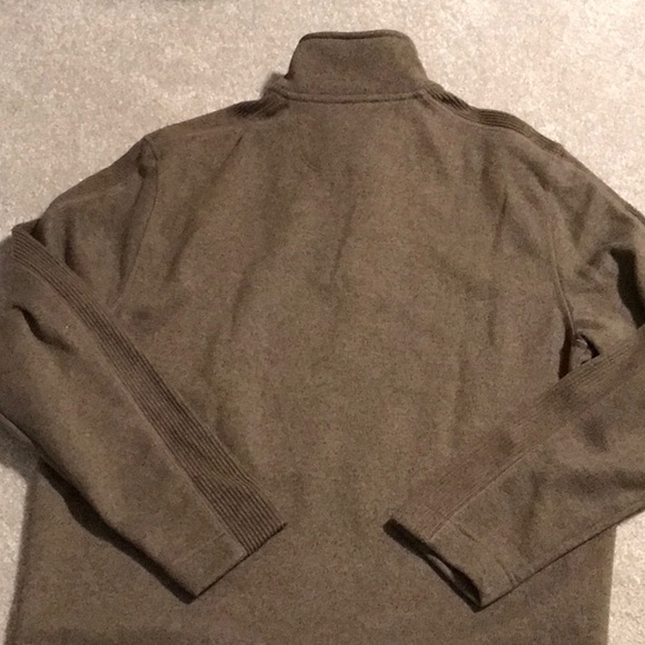 1/4 button pullover - Picture 4 of 4